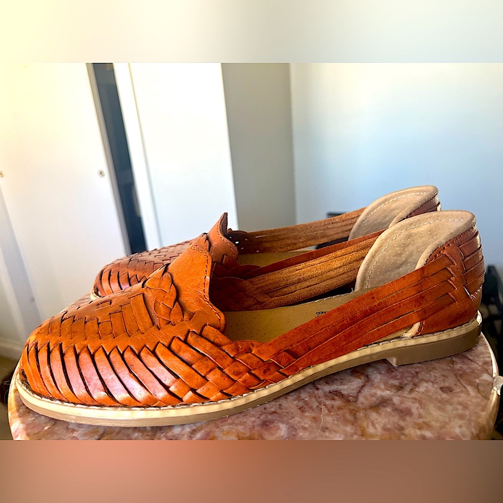 light brown leather hurauche sandals
